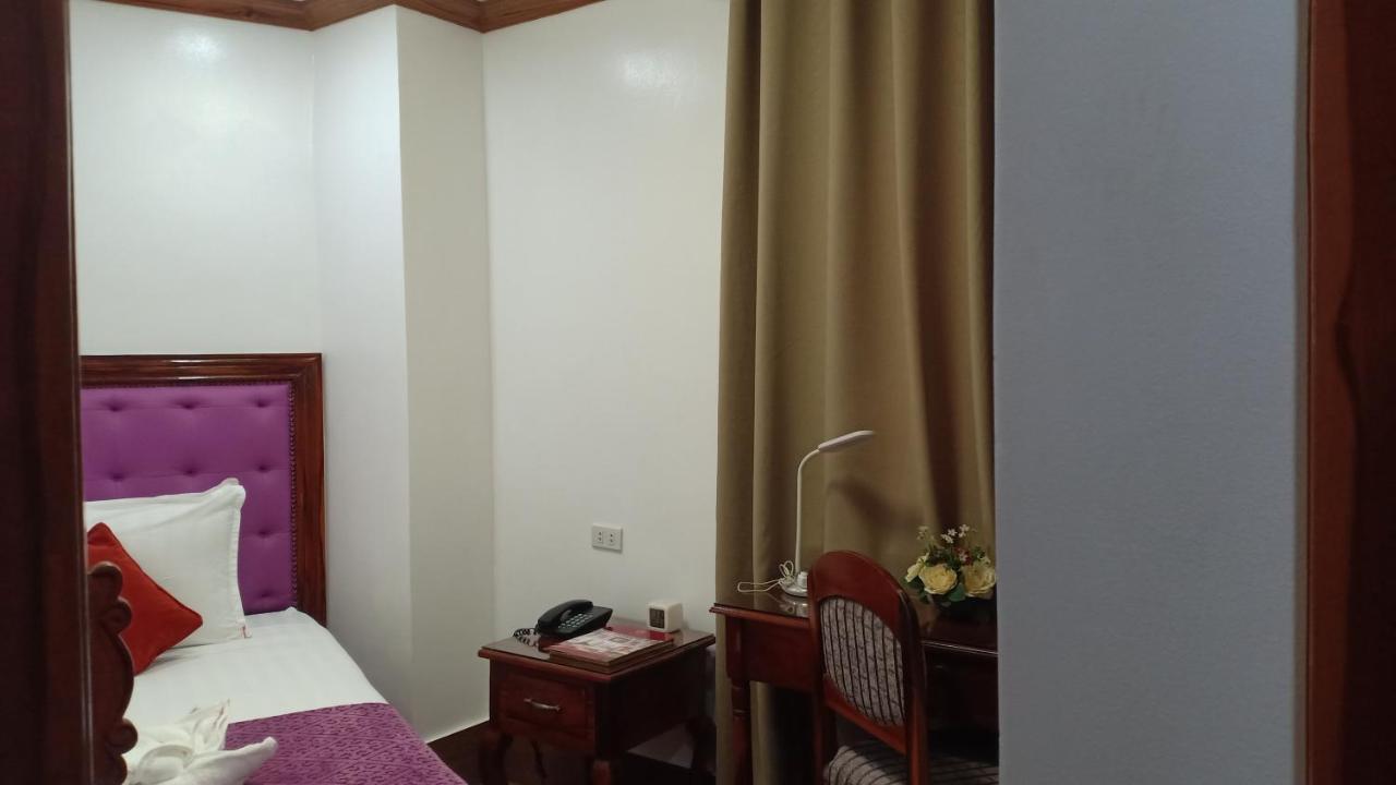 Cln Boutique Hotel Tacloban Exteriör bild