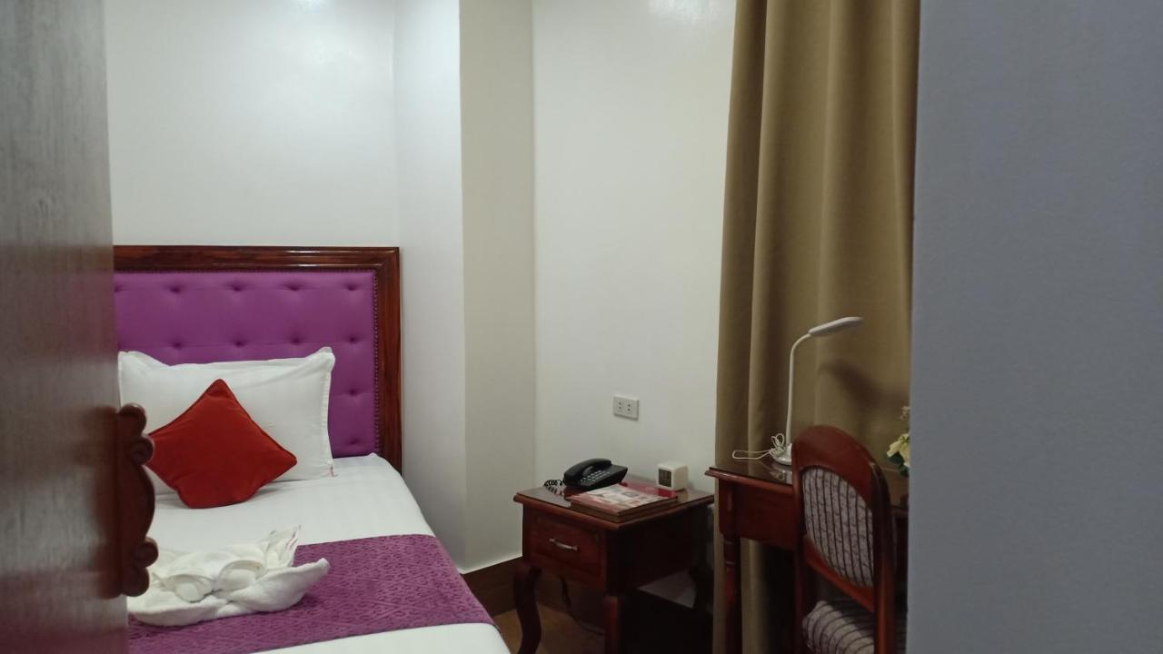 Cln Boutique Hotel Tacloban Exteriör bild