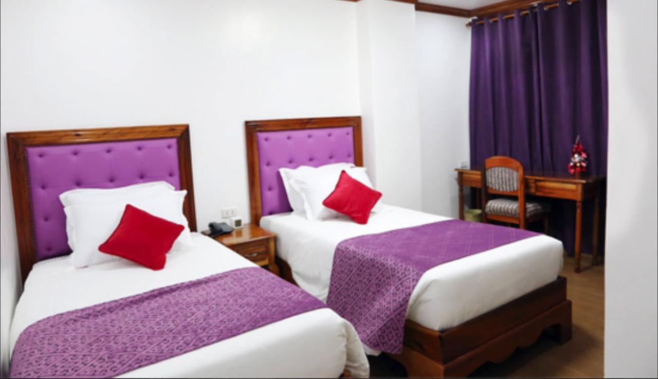 Cln Boutique Hotel Tacloban Exteriör bild